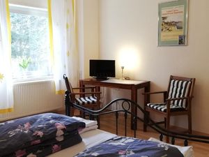 22031179-Ferienwohnung-3-Pirmasens-300x225-3