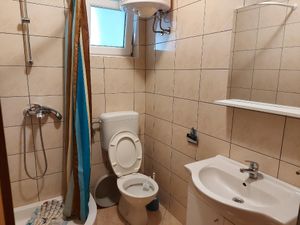 23463611-Ferienwohnung-4-Pirovac-300x225-4