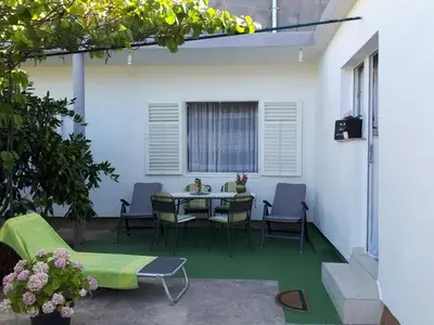 Ferienwohnung für 4 Personen in Pirovac 1/10