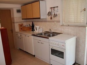 22209469-Ferienwohnung-0-Pirovac-300x225-2