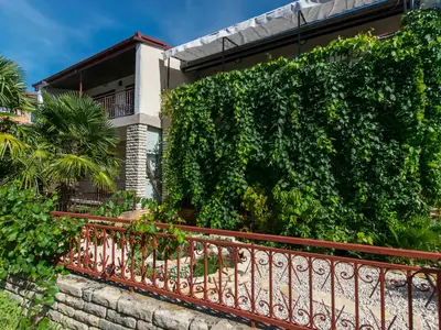 Ferienwohnung für 4 Personen (45 m²) in Pirovac 8/10
