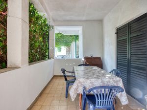 Ferienwohnung für 5 Personen (48 m&sup2;) in Pirovac