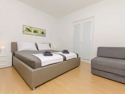 Ferienwohnung für 6 Personen (75 m²) in Pirovac 10/10