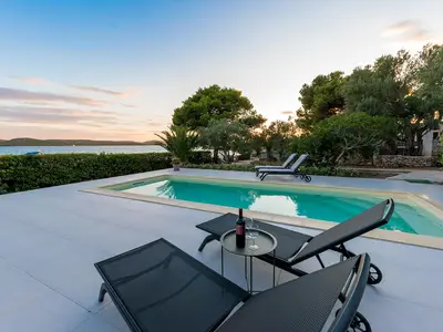 pool
