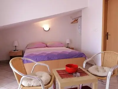 Ferienwohnung für 2 Personen in Pirovac 5/9