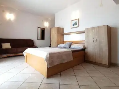 Ferienwohnung für 3 Personen in Pirovac 4/9