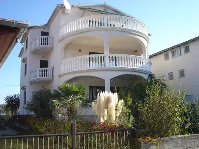 Ferienwohnung für 4 Personen (90 m²) in Pirovac 2/10