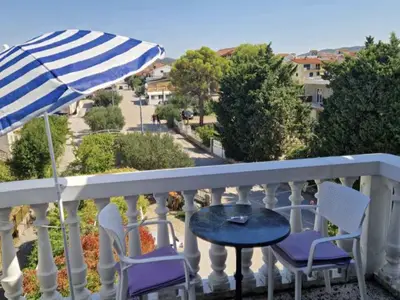 Ferienwohnung für 2 Personen (40 m²) in Pirovac 1/10