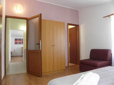Ferienwohnung für 2 Personen (40 m²) in Pirovac 9/10