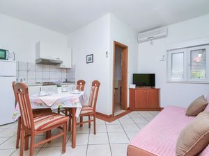 Ferienwohnung für 3 Personen (24 m²) in Pisak