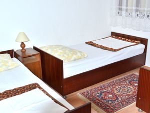 18322652-Ferienwohnung-6-Pisak-300x225-5