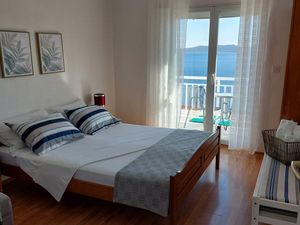 18322511-Ferienwohnung-4-Pisak-300x225-4