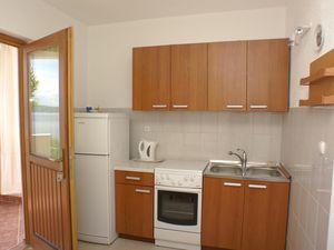 18511525-Ferienwohnung-3-Pisak-300x225-3