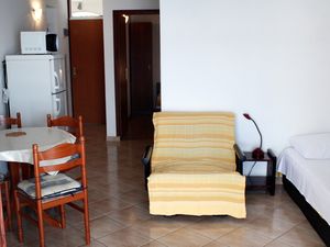 18693332-Ferienwohnung-4-Pisak-300x225-1