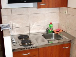 18693332-Ferienwohnung-4-Pisak-300x225-4