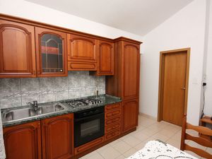 18951478-Ferienwohnung-3-Pisak-300x225-4