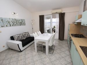 18953458-Ferienwohnung-5-Pisak-300x225-1