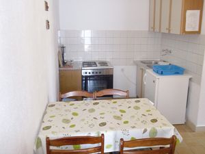 19128142-Ferienwohnung-5-Pisak-300x225-3