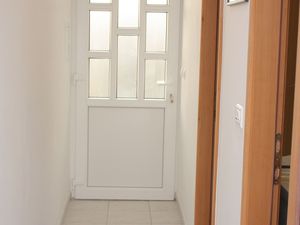 23927992-Ferienwohnung-4-Pisak-300x225-5