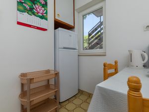 19126103-Ferienwohnung-4-Pisak-300x225-4