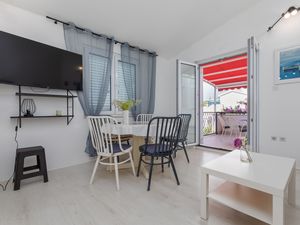 18321483-Ferienwohnung-5-Pisak-300x225-4