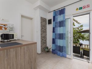 18323535-Ferienwohnung-2-Pisak-300x225-1