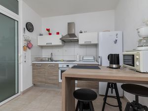 18323535-Ferienwohnung-2-Pisak-300x225-2