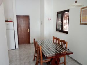 23982327-Ferienwohnung-4-Pisak-300x225-4