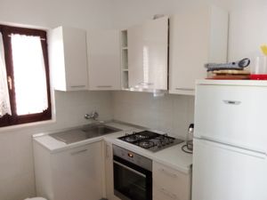 23982327-Ferienwohnung-4-Pisak-300x225-5