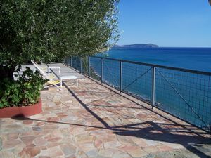 23674580-Ferienwohnung-3-Pisciotta-300x225-2