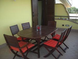 22766959-Ferienwohnung-7-Pisciotta-300x225-0