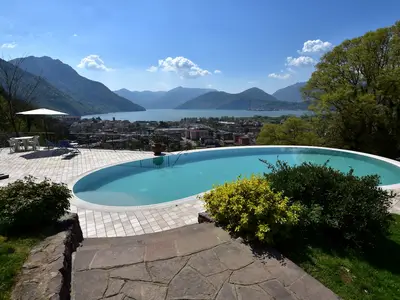 PoolOfHouse