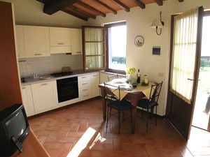 23772684-Ferienwohnung-4-Pistoia-300x225-3