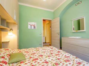 23868749-Ferienwohnung-8-Pistoia-300x225-3