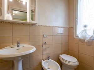 23868771-Ferienwohnung-7-Pistoia-300x225-4