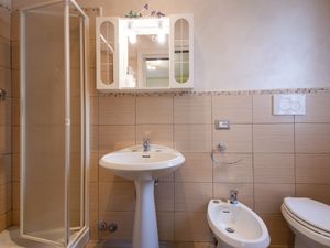 23868771-Ferienwohnung-7-Pistoia-300x225-5