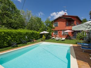 23868749-Ferienwohnung-8-Pistoia-300x225-0