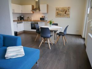 19028019-Ferienwohnung-4-Pittenbach-300x225-0