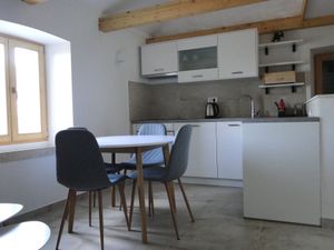 24026443-Ferienwohnung-4-Pitve-300x225-1