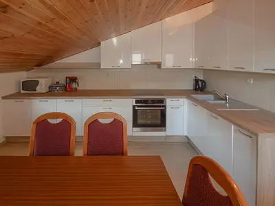 Ferienwohnung für 6 Personen (85 m²) in Pjescana Uvala 8/10