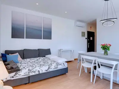 Ferienwohnung für 6 Personen (80 m²) in Pjescana Uvala 10/10