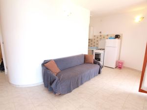 23646900-Ferienwohnung-4-Pjescana Uvala-300x225-3