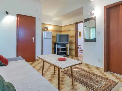 Ferienwohnung für 4 Personen (70 m²) in Pjescana Uvala 8/10