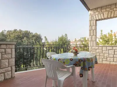 Ferienwohnung für 4 Personen (90 m²) in Pjescana Uvala 1/10