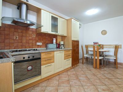 Ferienwohnung für 5 Personen (45 m²) in Pjescana Uvala 5/10