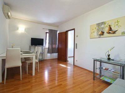 Ferienwohnung für 3 Personen (45 m²) in Pjescana Uvala 9/10