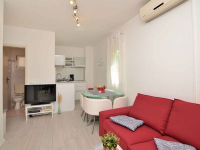 Ferienwohnung für 2 Personen (30 m²) in Pjescana Uvala 2/10