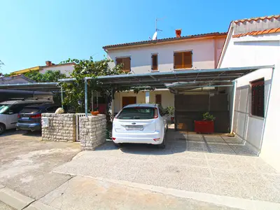 Ferienwohnung für 4 Personen (38 m²) in Pjescana Uvala 4/10