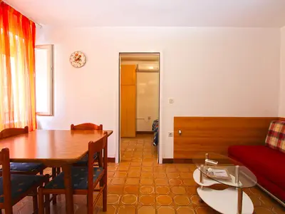 Ferienwohnung für 4 Personen (38 m²) in Pjescana Uvala 8/10