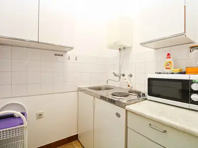 Ferienwohnung für 4 Personen (38 m²) in Pjescana Uvala 6/10